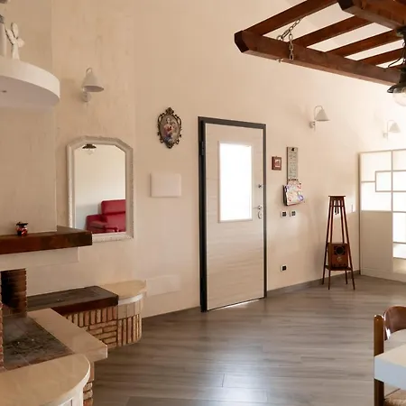 Casa Chiara Latina